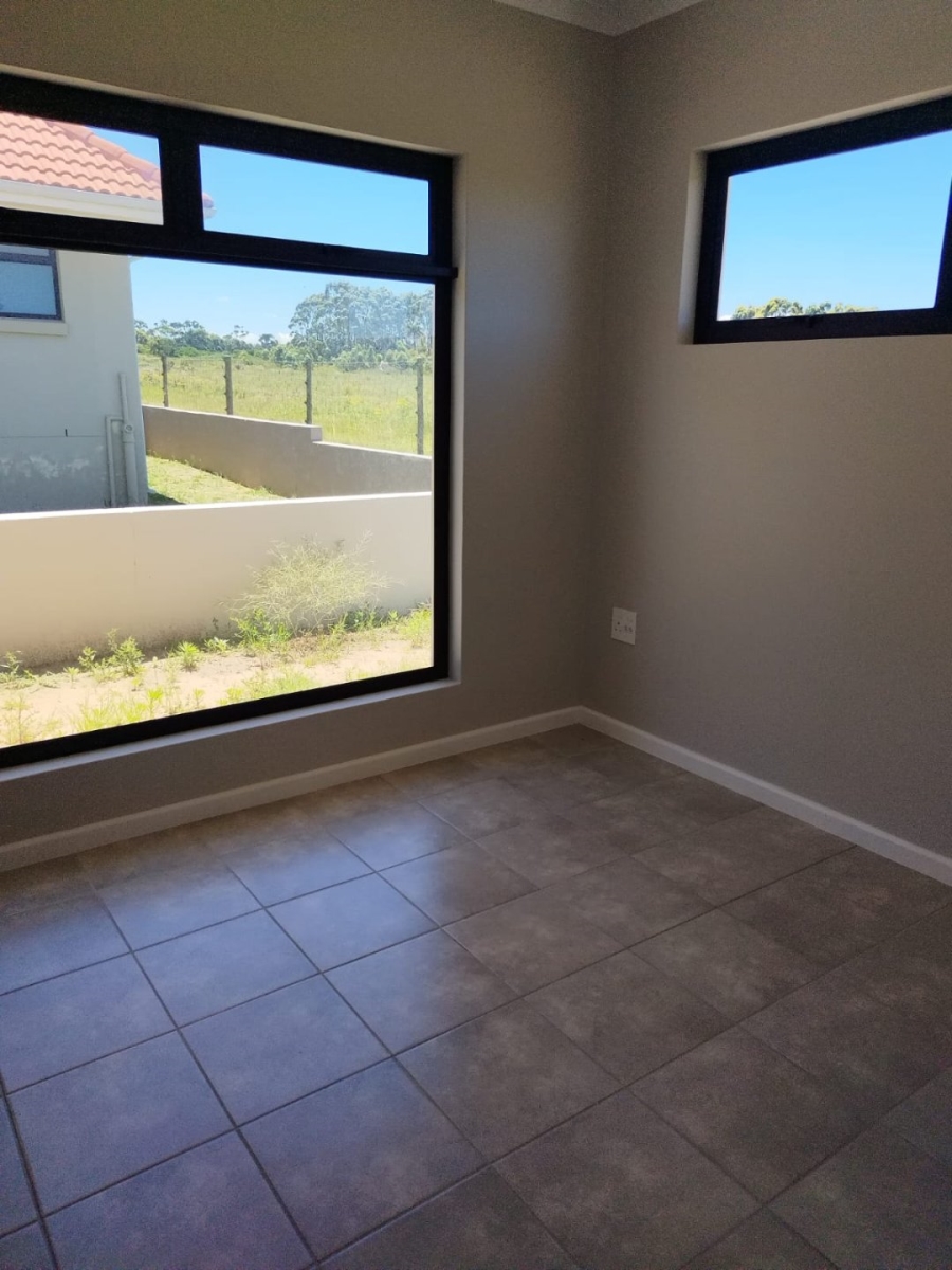 3 Bedroom Property for Sale in Kidds Beach Eastern Cape